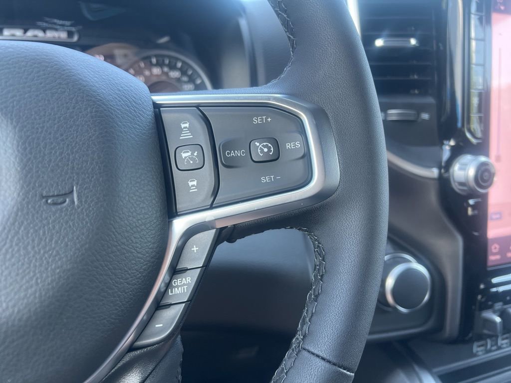 New 2026 RAM 1500 4x4 Crew Cab image 22