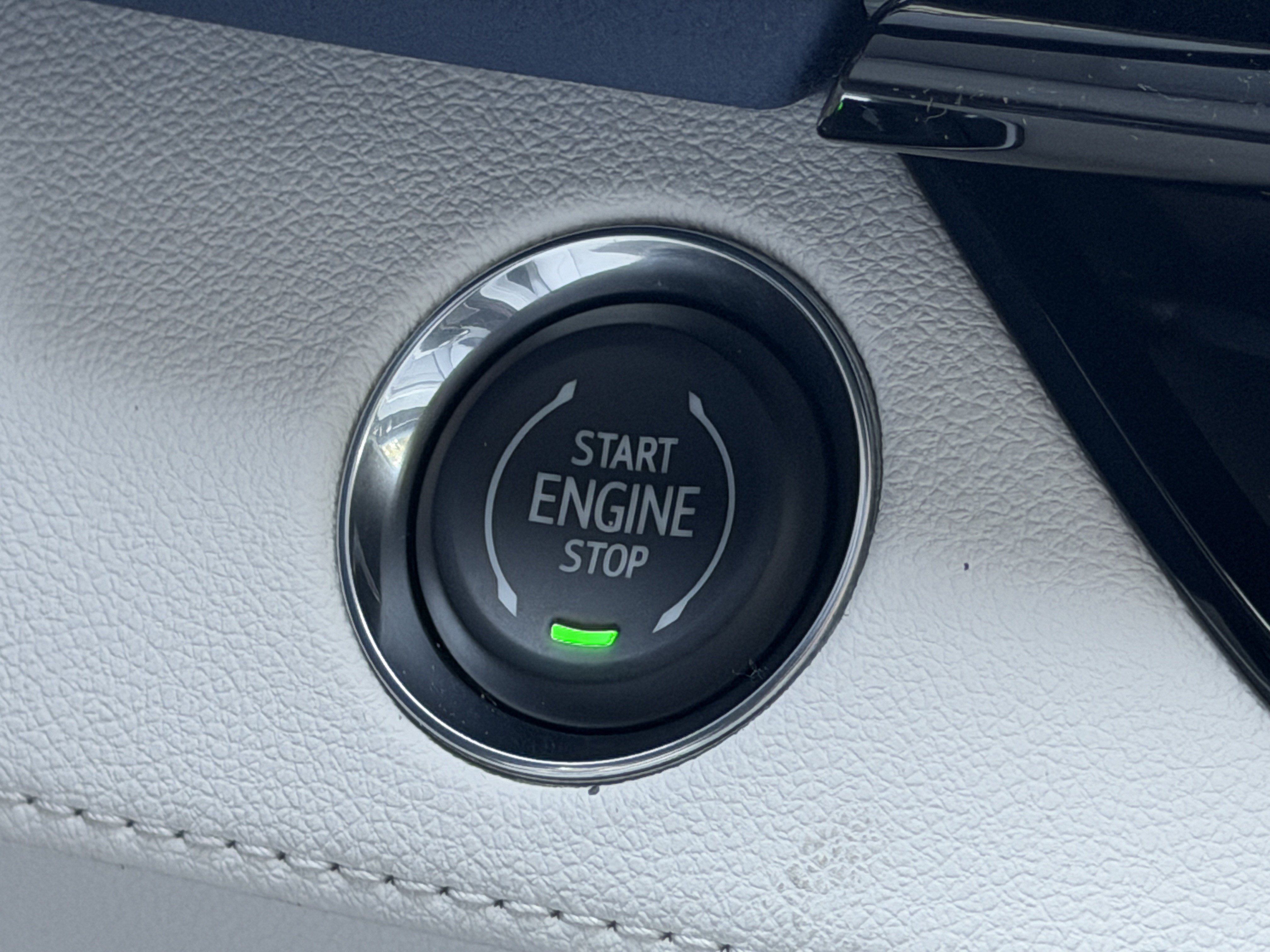 New 2026 Buick Enclave Avenir w/ Super Cruise Package FWD image 38