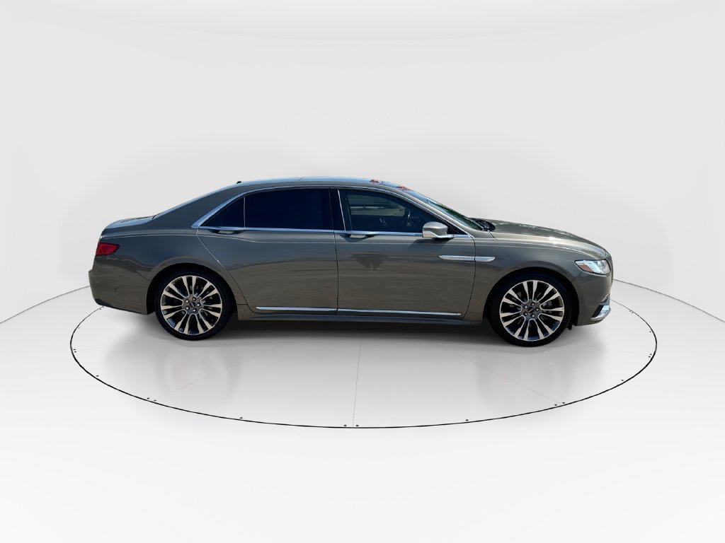 Used 2017 Lincoln Continental Reserve w/ Rear-seat Package AWD/4WD image 9