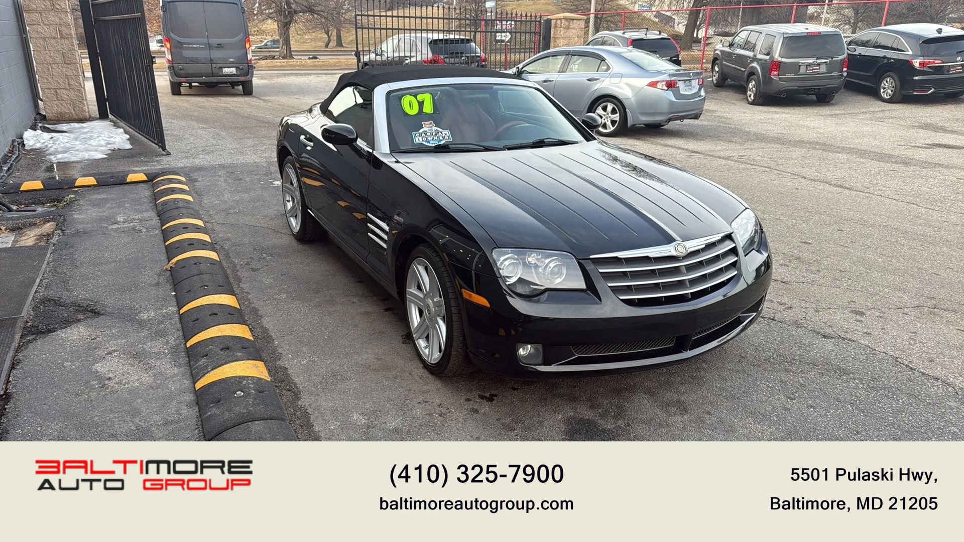 Used 2007 Chrysler Crossfire Limited image 4