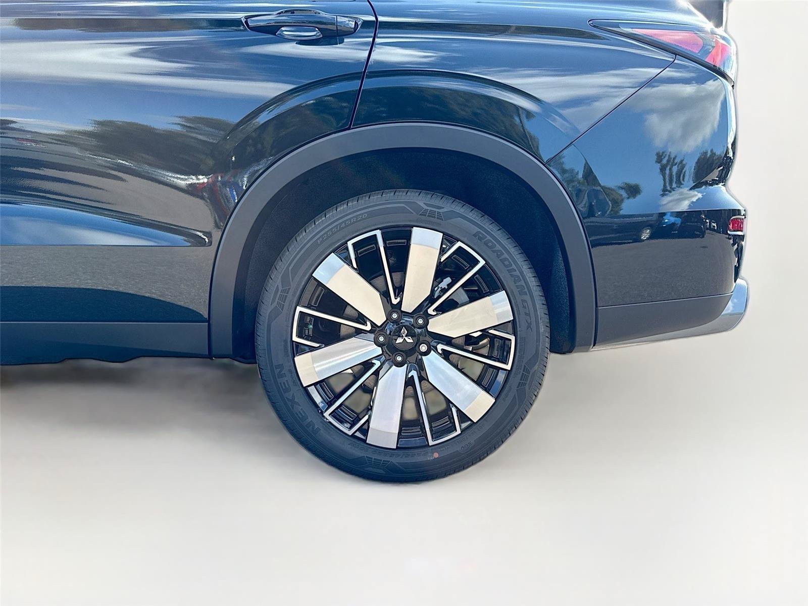 New 2026 Mitsubishi Outlander SE AWD/4WD image 30