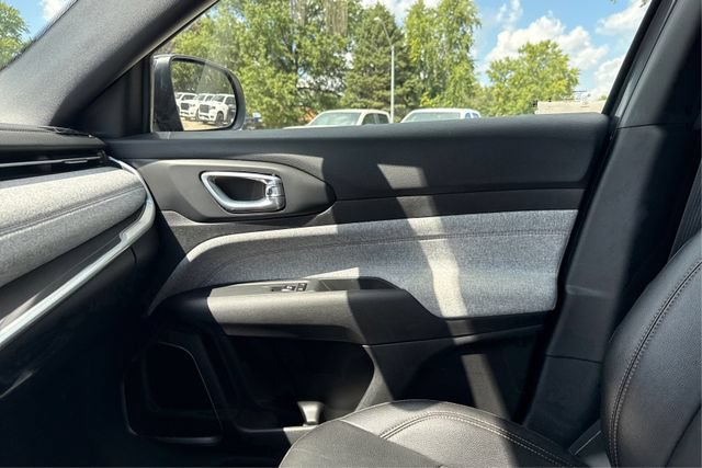 Used 2024 Jeep Compass Latitude AWD/4WD image 20