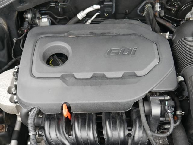 Used 2018 Hyundai Santa Fe Sport w/ 2.4L Value Package 02 image 9