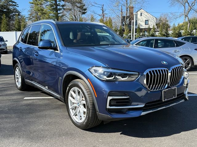 Used 2023 BMW X5 xDrive40i w/ Premium Package image 3