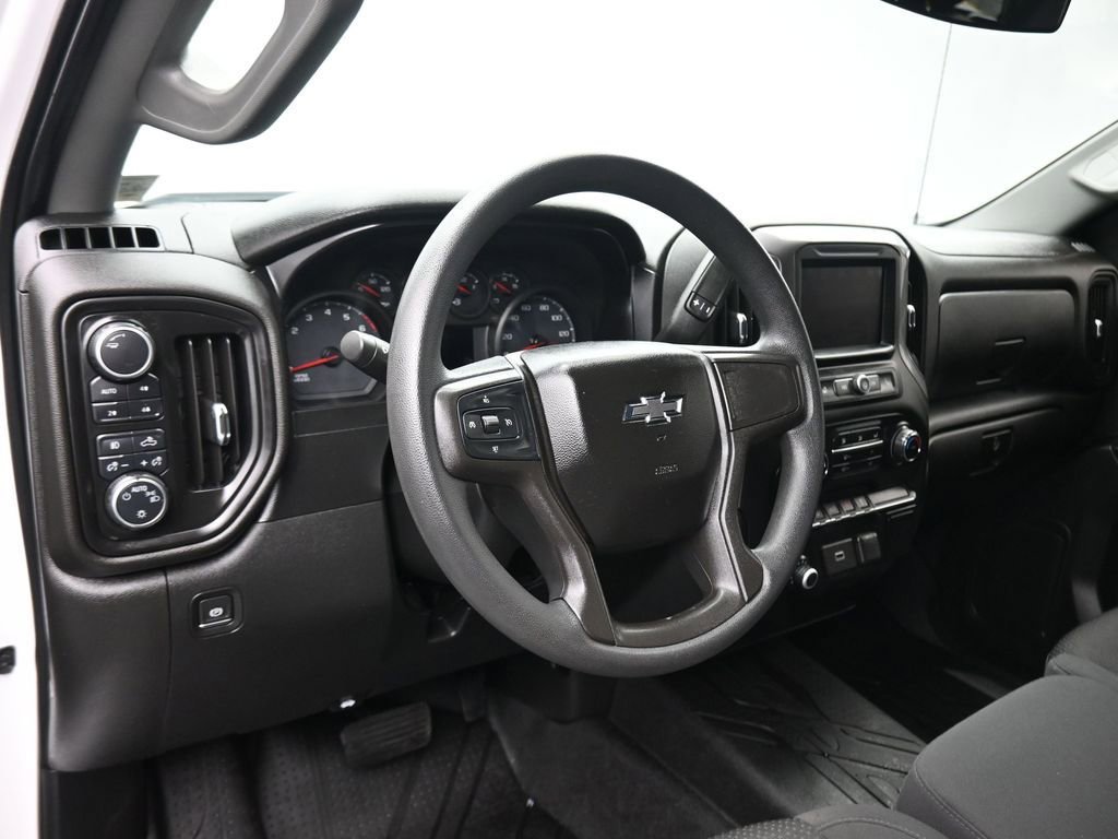 Used 2020 Chevrolet Silverado 1500 Custom Trail Boss w/ Custom Convenience Package AWD/4WD image 14
