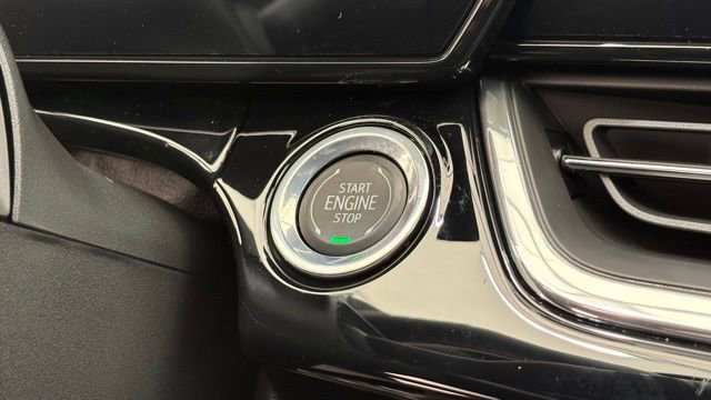 New 2026 Chevrolet Trax RS FWD image 35