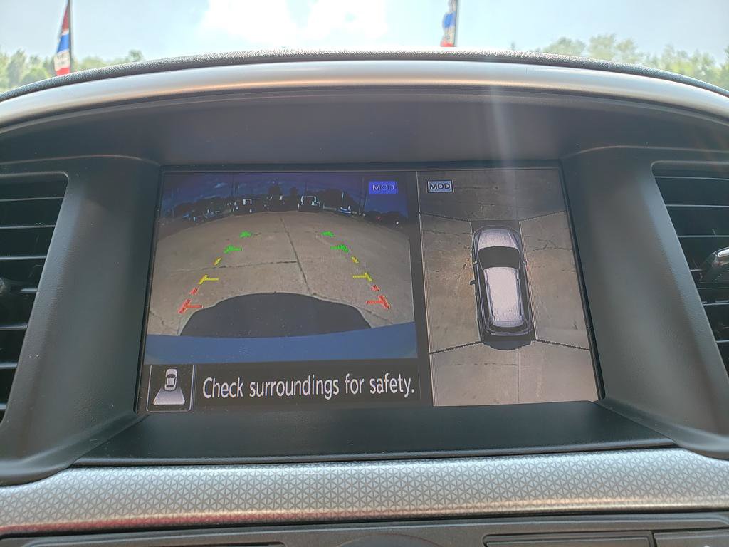 Used 2018 Nissan Pathfinder SL AWD/4WD image 21