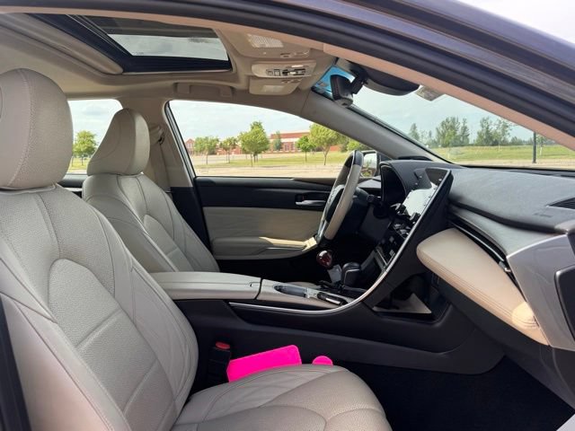 Used 2019 Toyota Avalon Limited w/ Advanced Safety Package FWD image 25