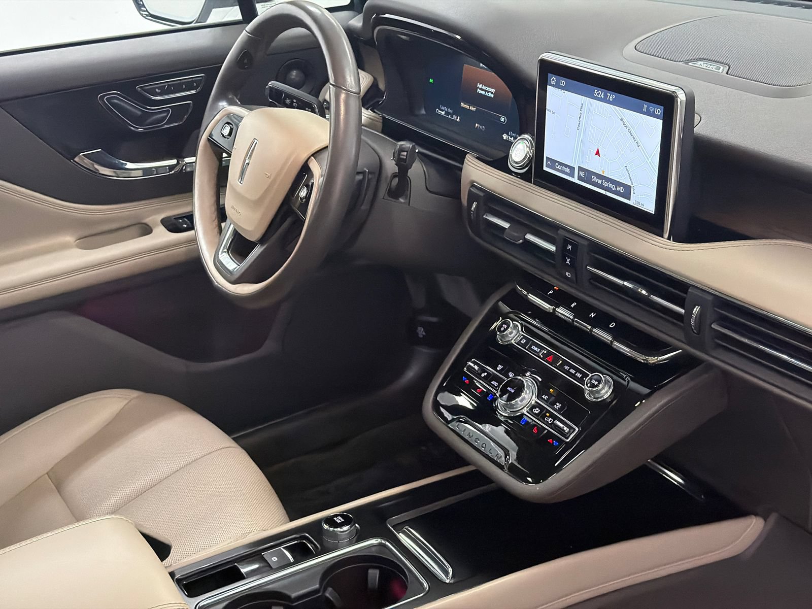 Used 2021 Lincoln Corsair Reserve AWD/4WD image 11