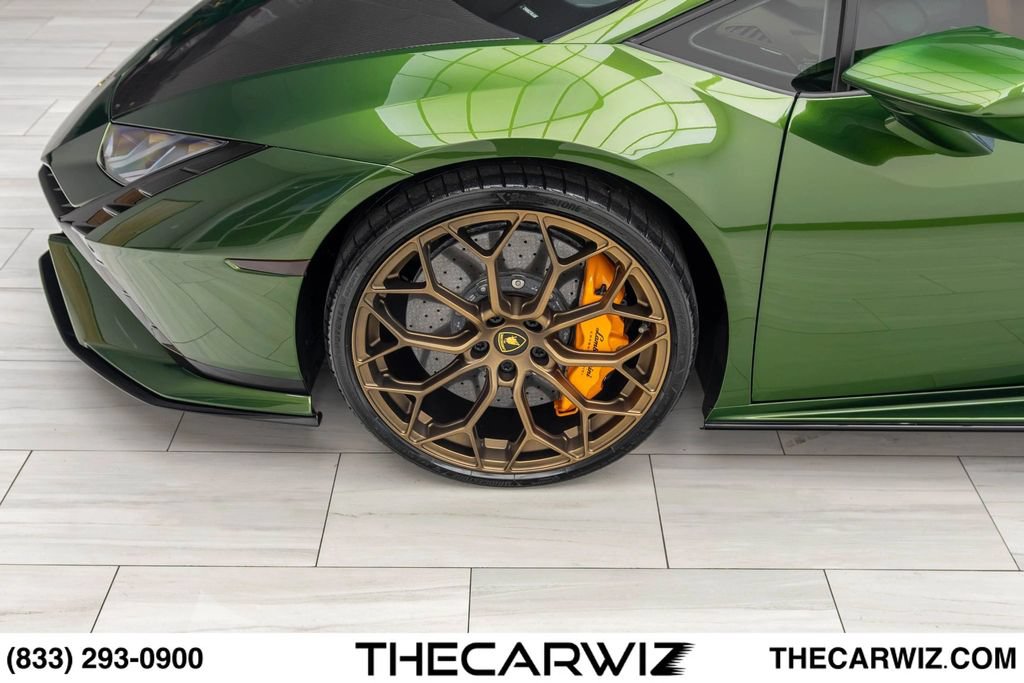 Used 2024 Lamborghini Huracan Tecnica RWD image 11