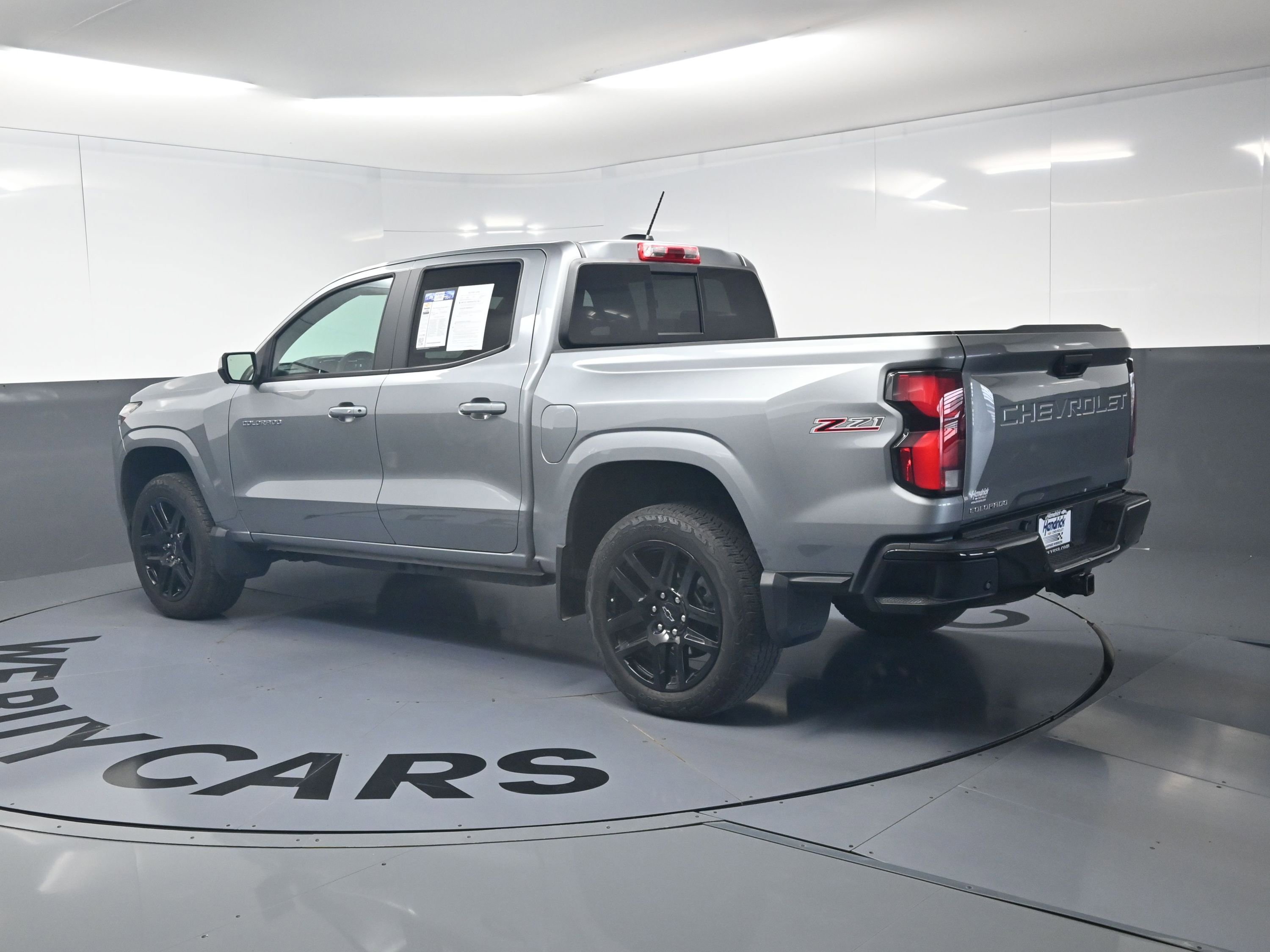 Used 2024 Chevrolet Colorado Z71 w/ Z71 Convenience Package 2 AWD/4WD image 7
