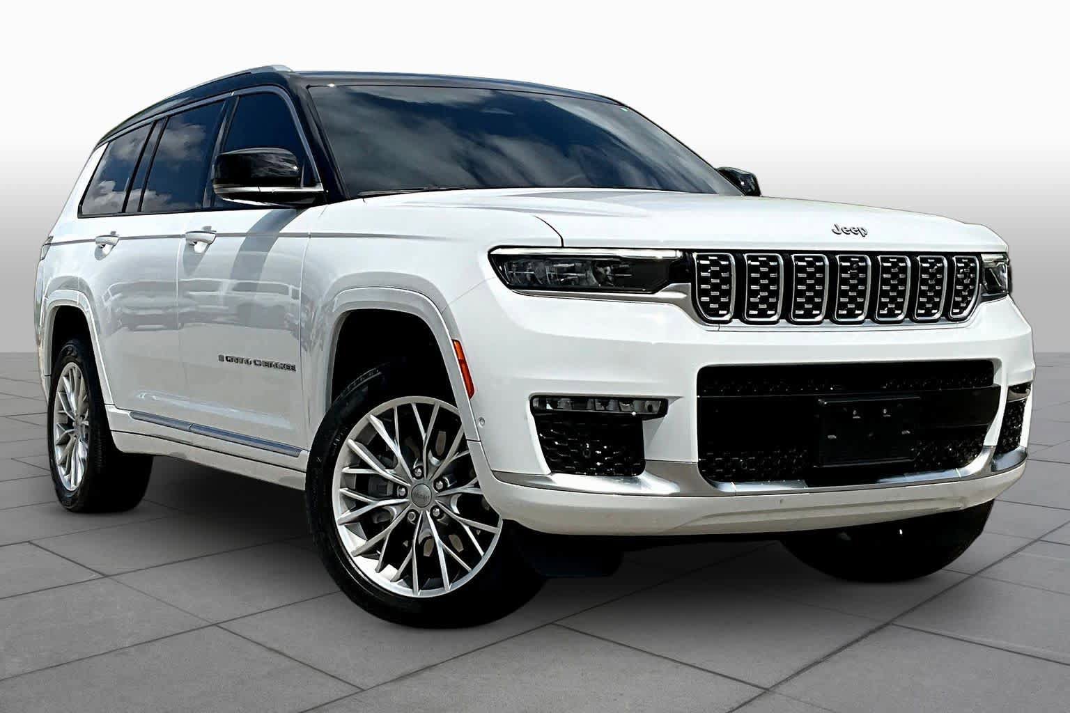 Used 2023 Jeep Grand Cherokee L Summit w/ Advanced Protech Group IV AWD/4WD video 2