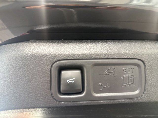 Used 2024 Ford Expedition Max Limited image 10