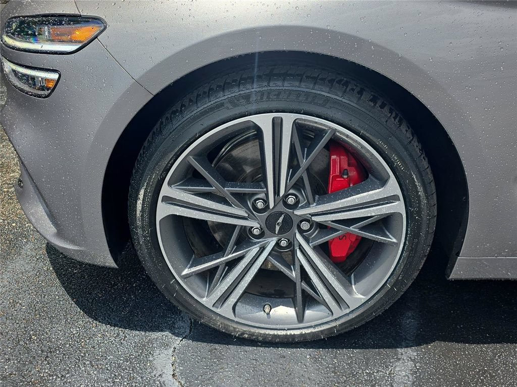 Used 2024 Genesis G70 3.3T Advanced RWD image 8
