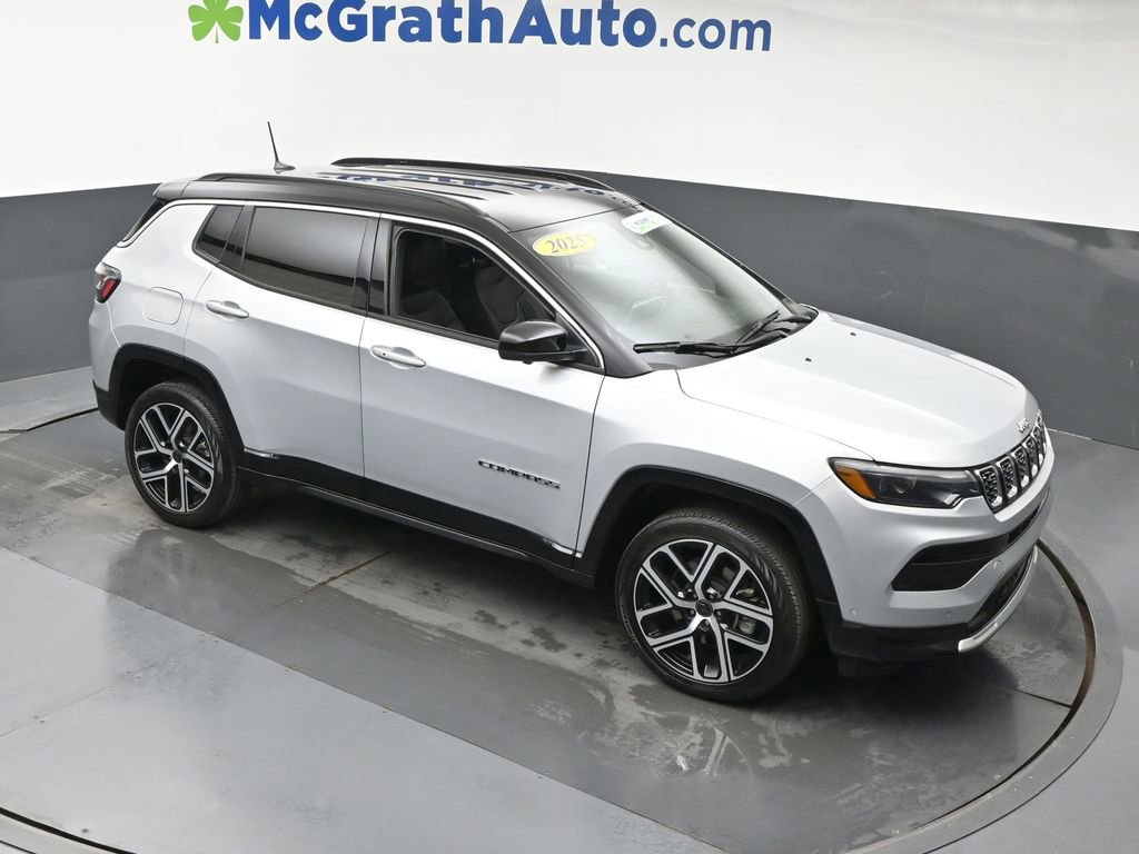 Used 2025 Jeep Compass Limited w/ Elite Group image 3