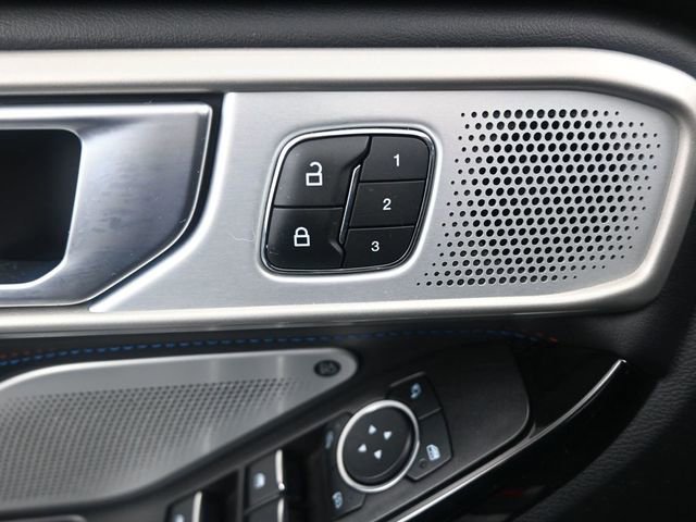 Used 2023 Ford Explorer ST w/ Technology Package image 5