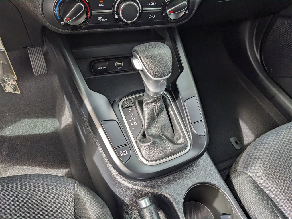 Certified 2025 Kia Soul LX image 26