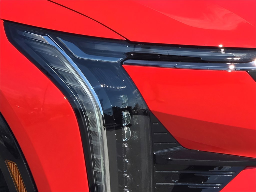 New 2025 Cadillac Optiq Sport 1 image 8