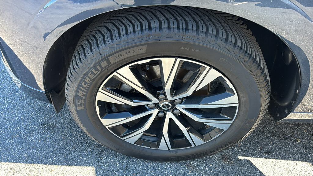 Certified 2024 Volvo XC60 B5 Core w/ Climate Package AWD/4WD image 31