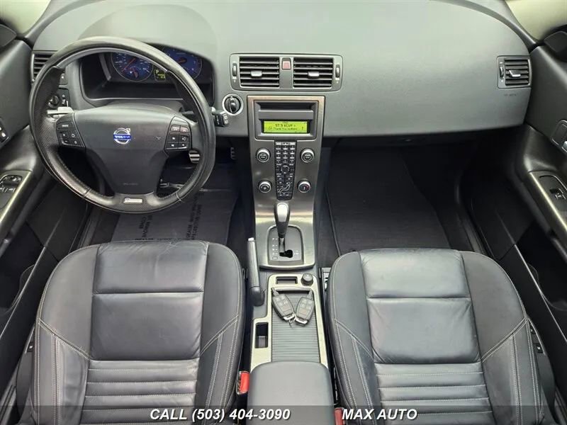 Used 2011 Volvo C30 T5 R-Design image 25