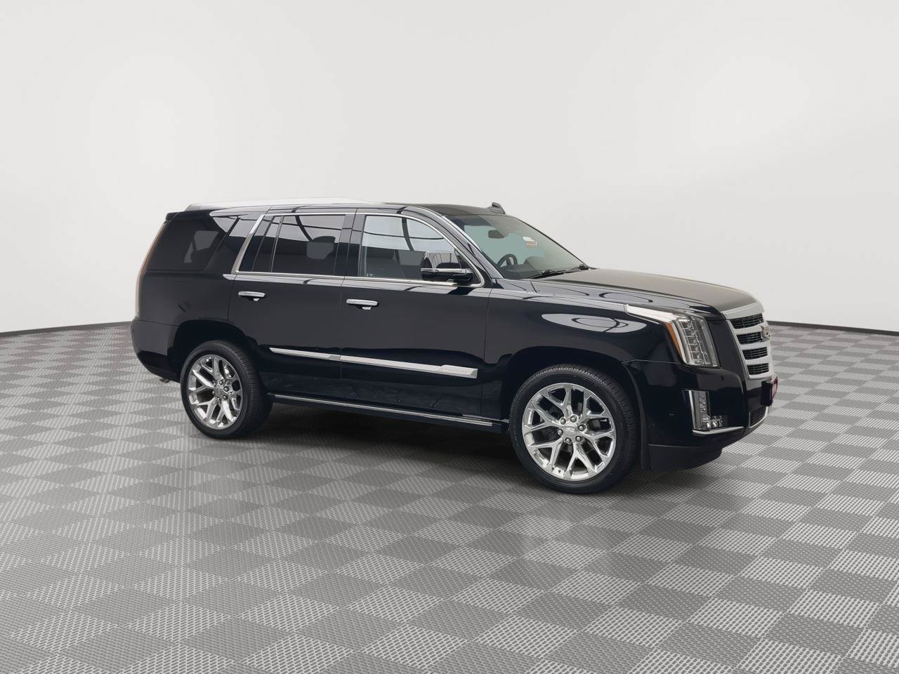 Used 2017 Cadillac Escalade Premium Luxury AWD/4WD image 48