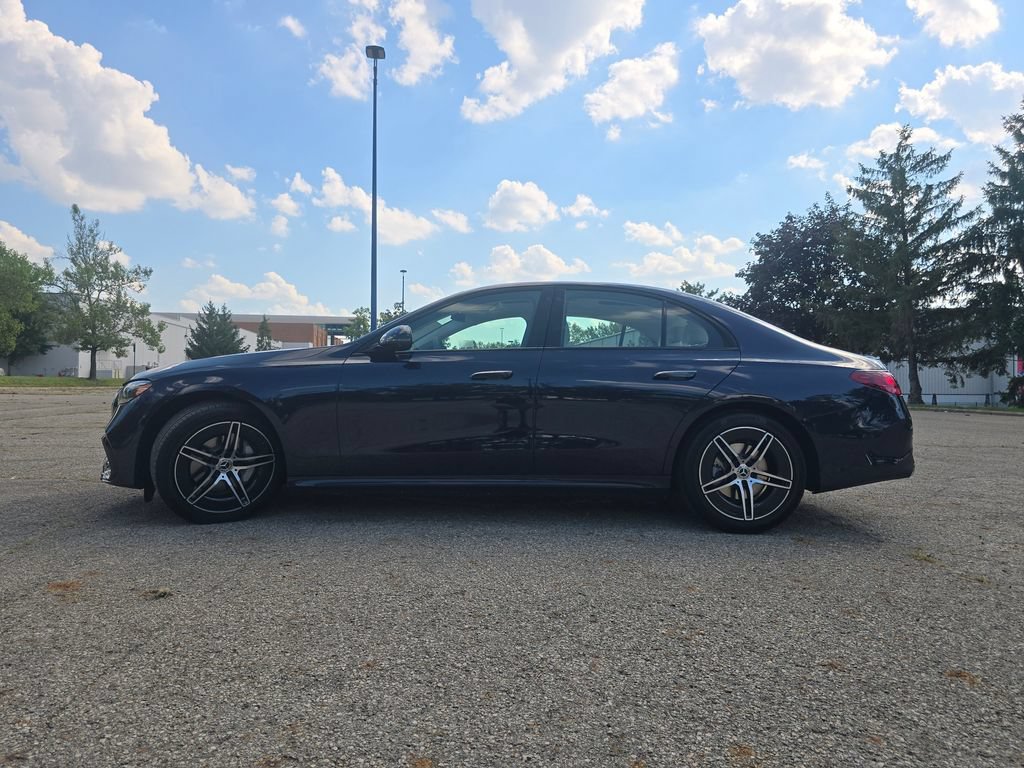 New 2027 Mercedes-Benz E 350 4MATIC Sedan image 14