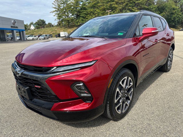 New 2025 Chevrolet Blazer RS image 1