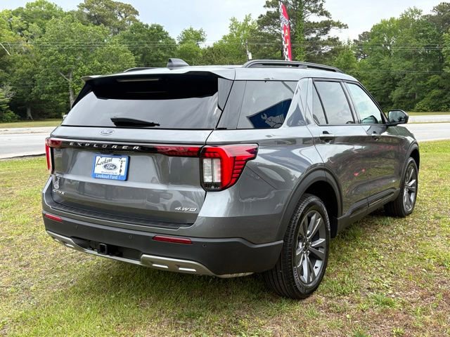 New 2026 Ford Explorer Active w/ Active Comfort Package AWD/4WD image 5