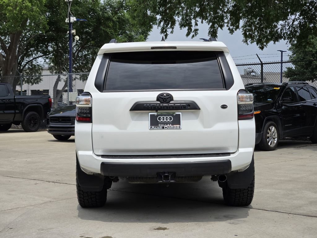 Used 2018 Toyota 4Runner TRD Off-Road AWD/4WD image 9