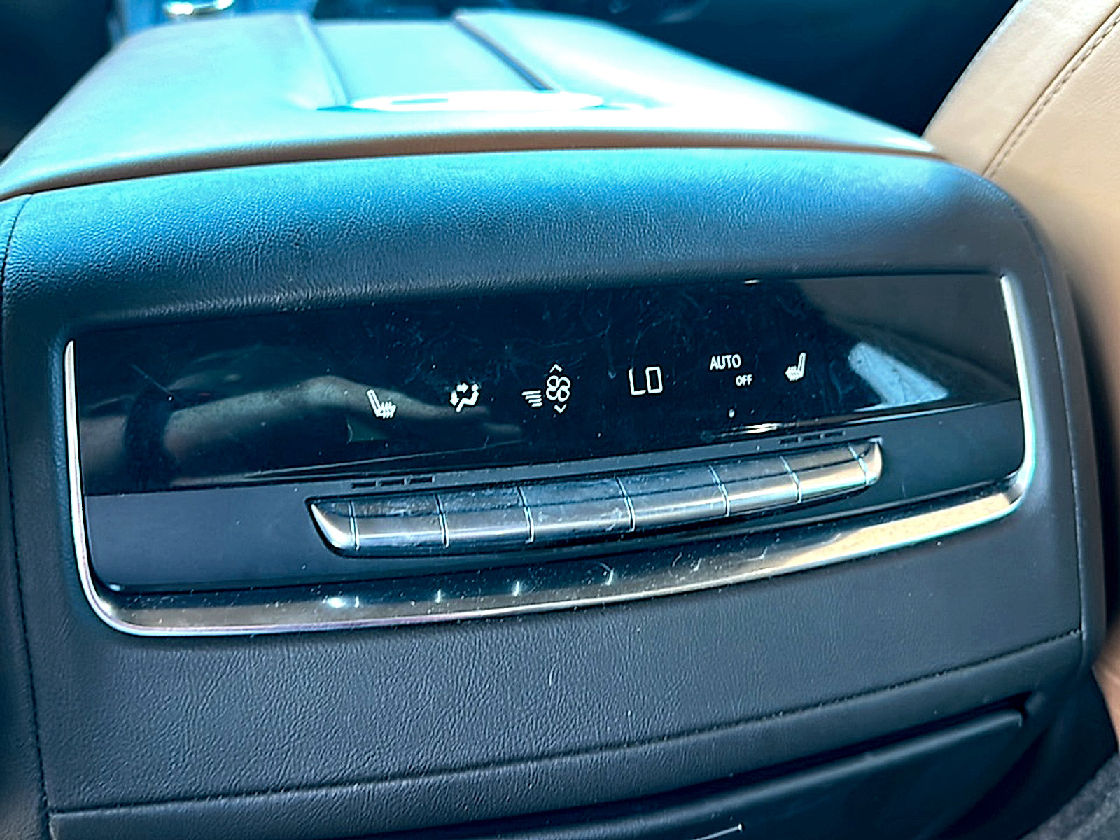 Used 2021 Cadillac Escalade Sport RWD image 22