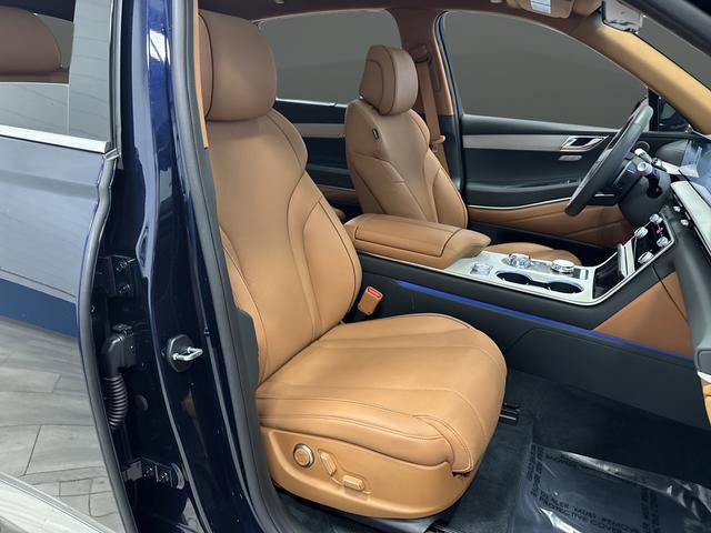 Used 2025 Genesis GV80 2.5T Prestige image 32
