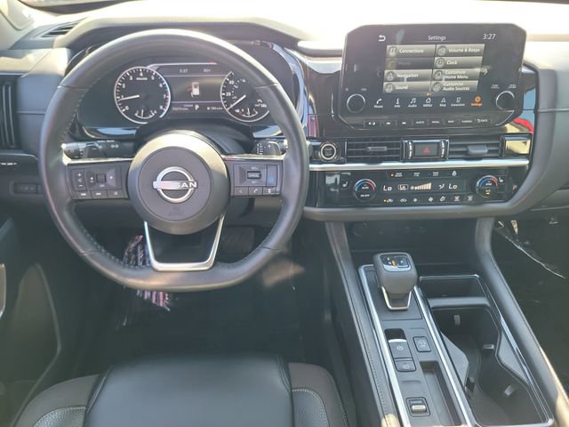 Used 2022 Nissan Pathfinder SL w/ SL Premium Package image 4