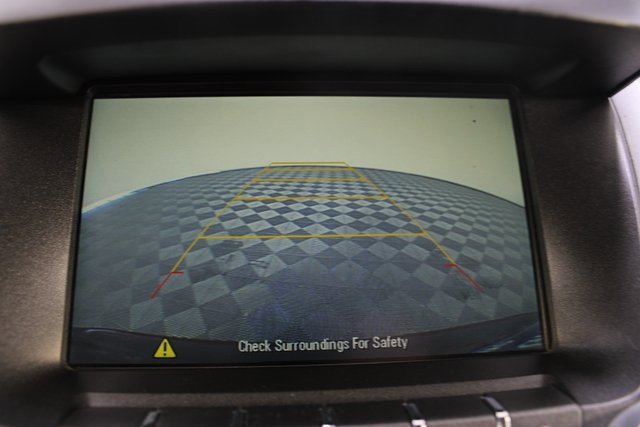 Used 2017 GMC Terrain SLE w/ Chrome Edition image 3