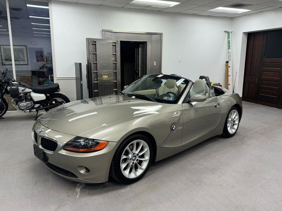 Used 2004 BMW Z4 2.5i RWD image 5