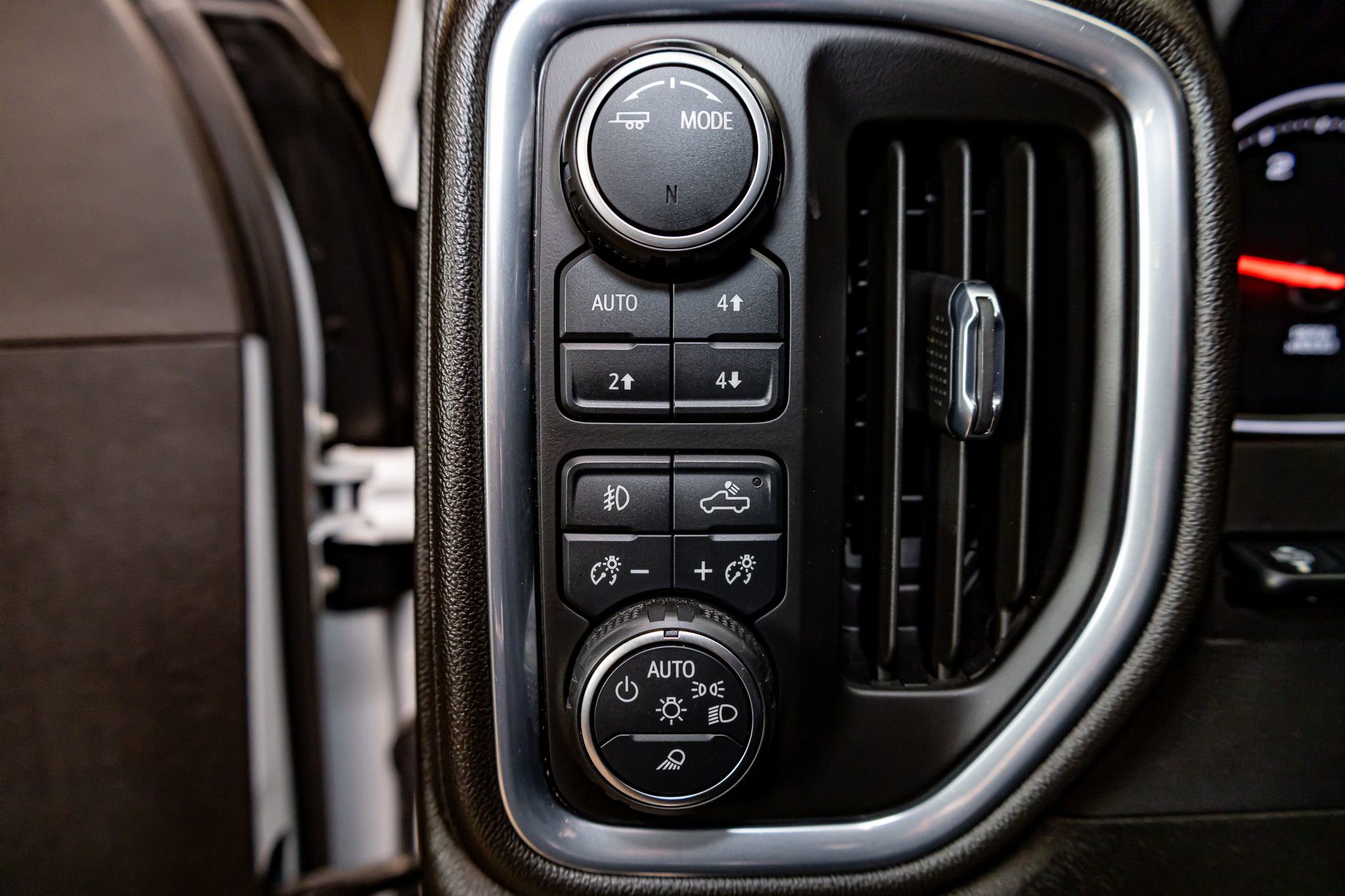 Used 2023 Chevrolet Silverado 3500 High Country w/ Z71 Off-Road Package image 16