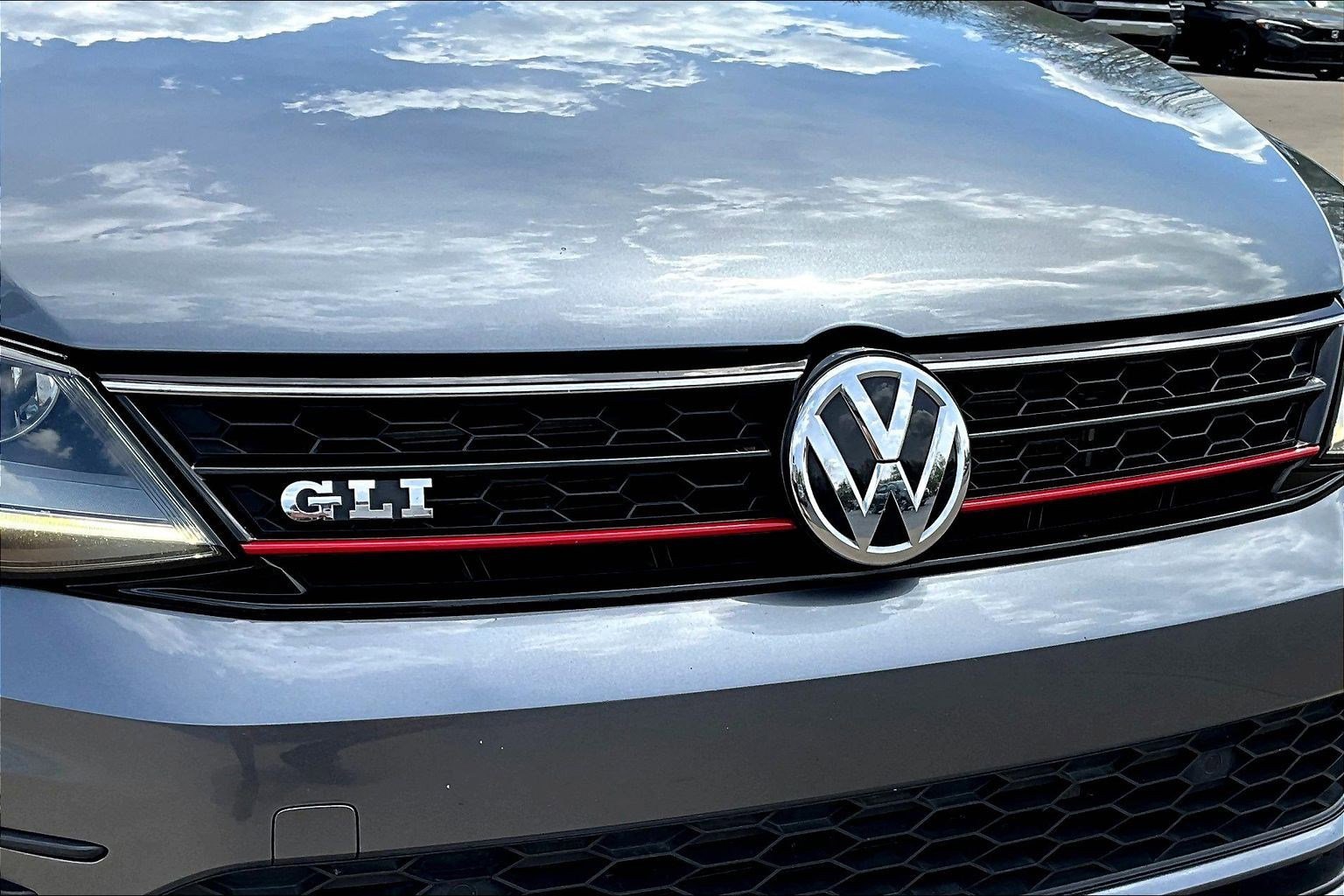 Used 2017 Volkswagen Jetta GLI image 35