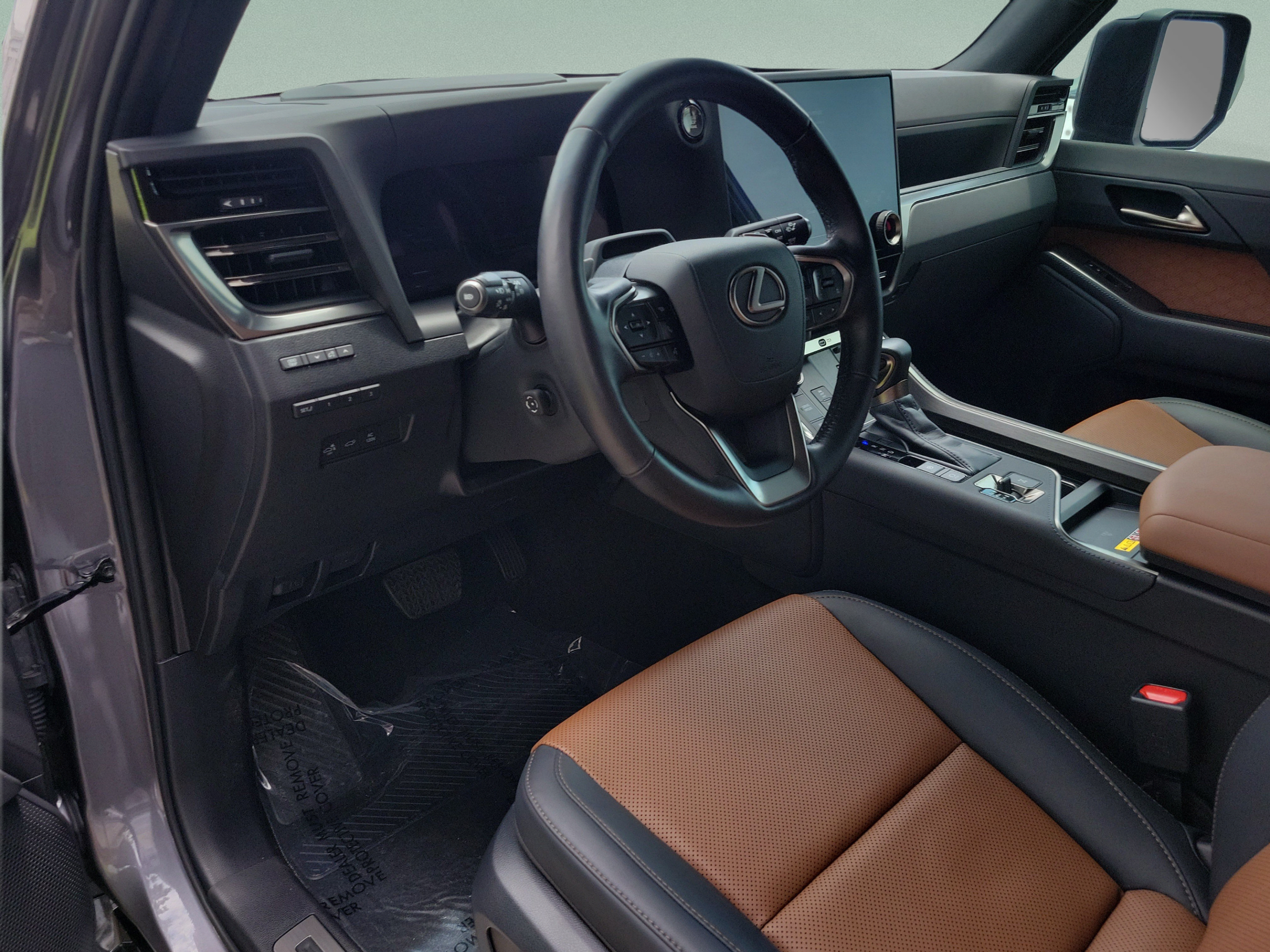 Used 2024 Lexus GX 550 w/ Accessory Package (Z1) AWD/4WD image 22
