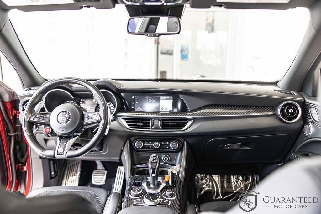 Used 2021 Alfa Romeo Stelvio Quadrifoglio image 37