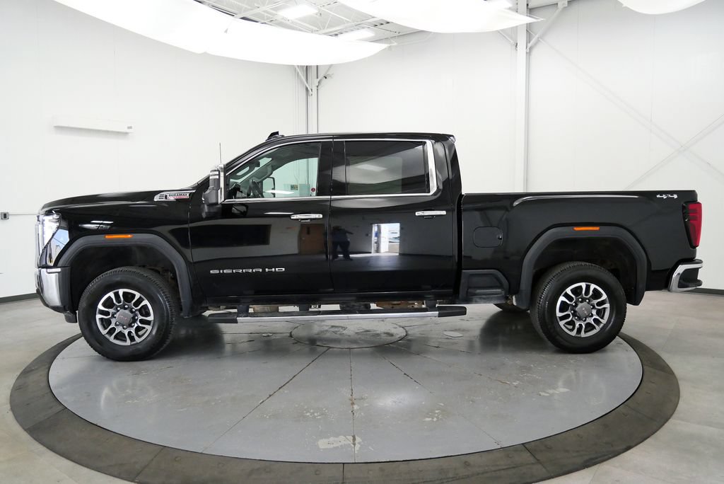 Used 2024 GMC Sierra 2500 SLT AWD/4WD image 4