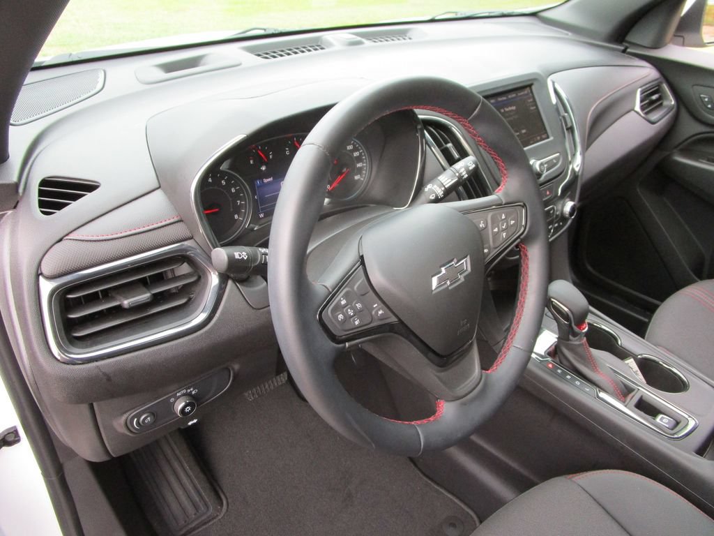 Used 2024 Chevrolet Equinox RS FWD image 25