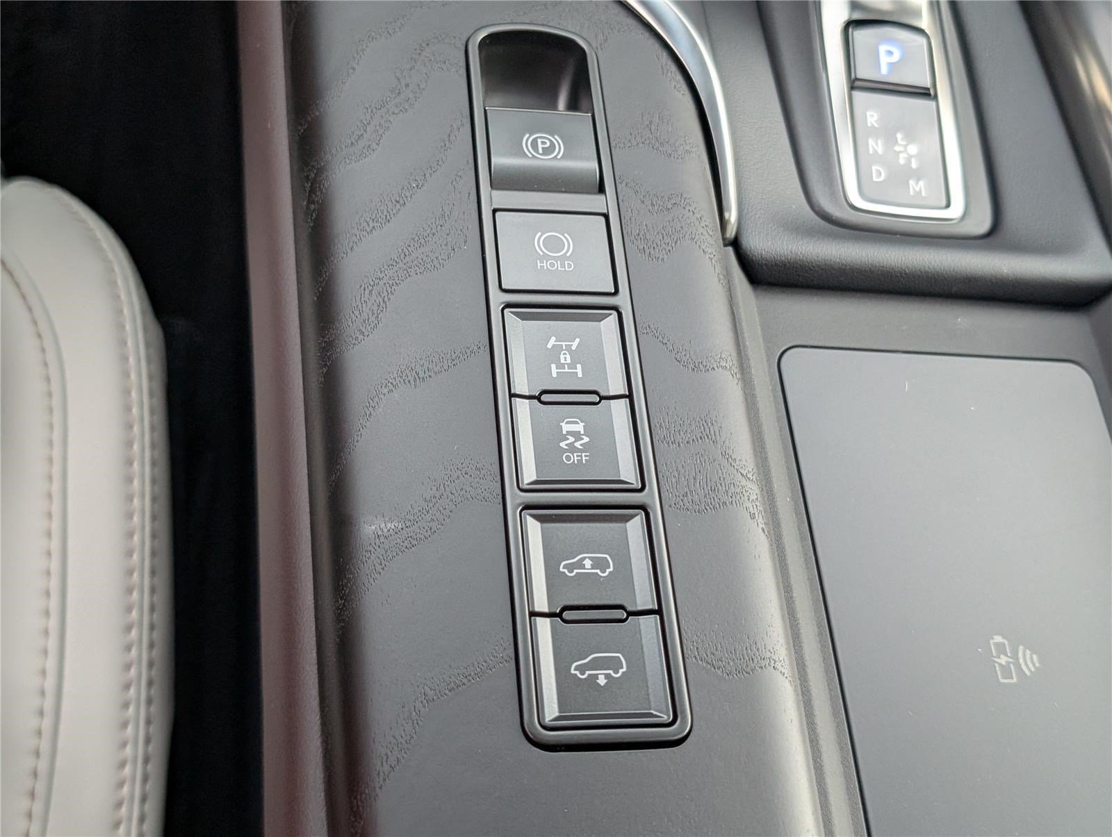 New 2026 Lexus LX 700h Luxury AWD/4WD image 25