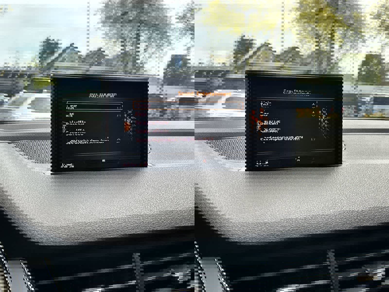 Used 2019 Audi Q7 2.0T Premium w/ Convenience Package AWD/4WD image 18