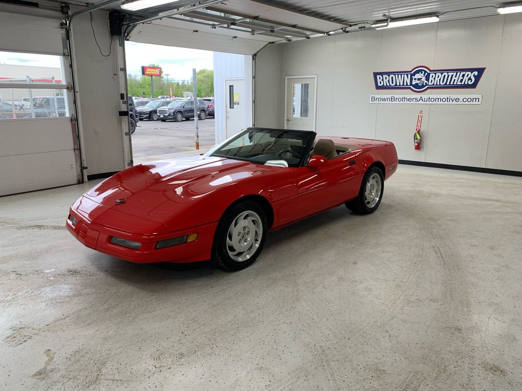 Used 1996 Chevrolet Corvette Convertible image 12