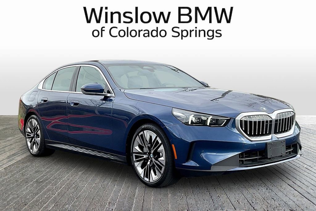 Used 2024 BMW 530i xDrive w/ Convenience Package AWD/4WD image 1