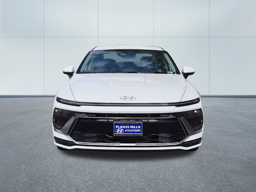 New 2026 Hyundai Sonata SEL FWD image 2