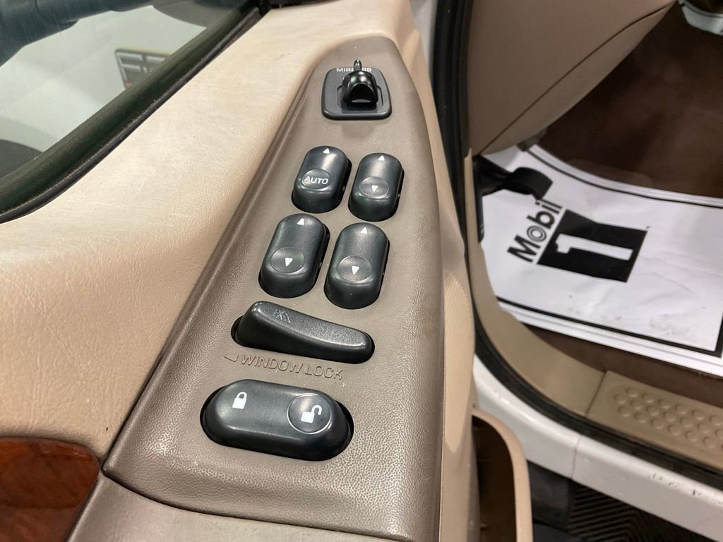 Used 2004 Ford F350 Lariat image 14