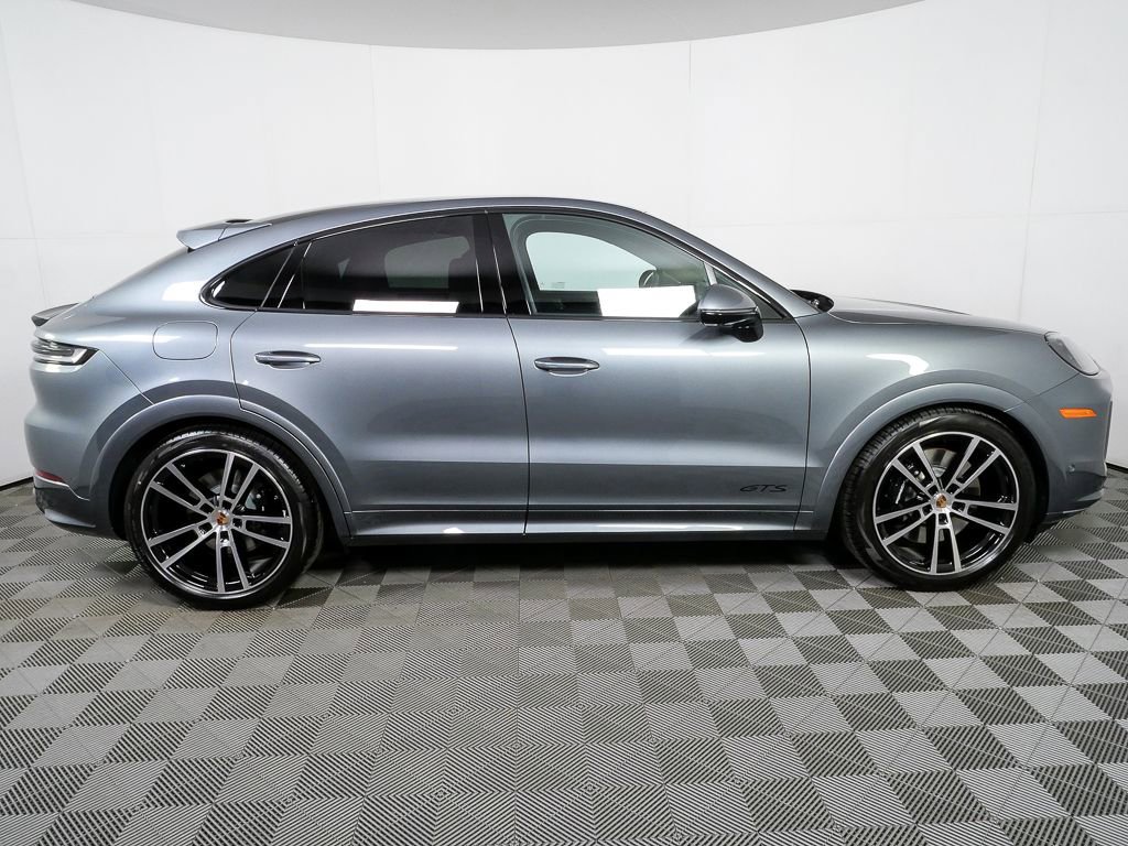 New 2026 Porsche Cayenne GTS image 31