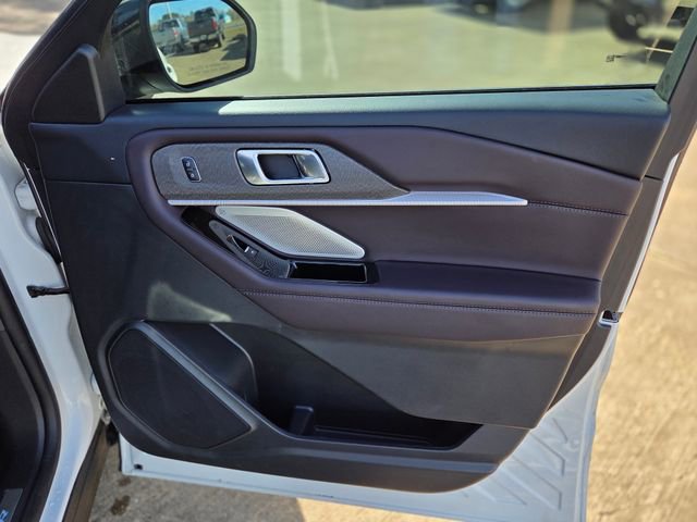 Used 2025 Ford Explorer Platinum image 14