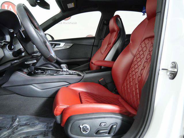 Used 2023 Audi S4 Premium Plus w/ Premium Plus Package image 17