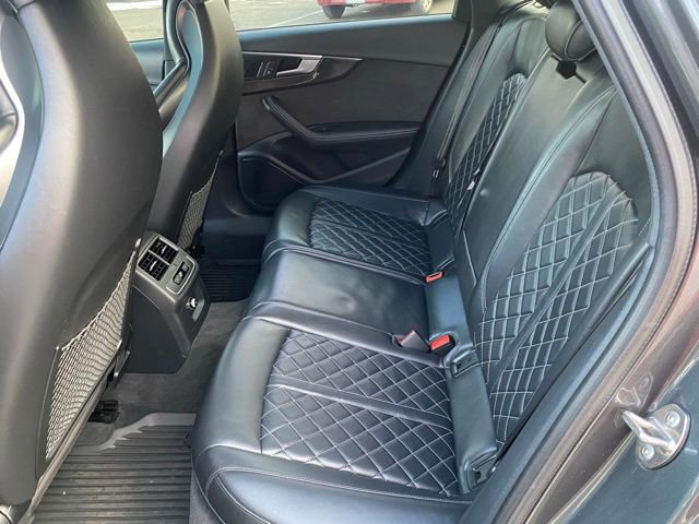 Used 2018 Audi S4 Premium Plus w/ Navigation Package image 16